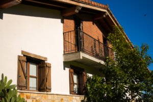 01- vivienda unifamiliar de estilo rustico modelo de casa 2