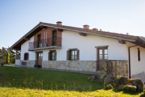 05- vivienda unifamiliar de estilo rustico modelo de casa 2