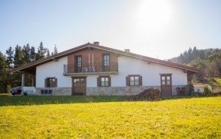 07- vivienda unifamiliar de estilo rustico modelo de casa 2